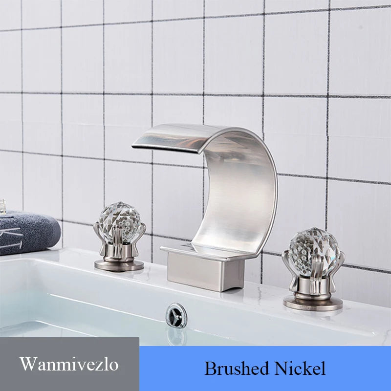 Golden Basin Faucet Deck Mount Widespread Brass Bathroom Basin Mixer Tap Dual Handle Cold and Hot Water Crane Vessel Sink Taps