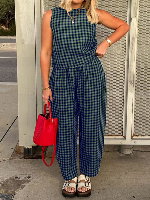Women's 2 pc. Lovely Plaid Round Sleeveless Jumpsuit